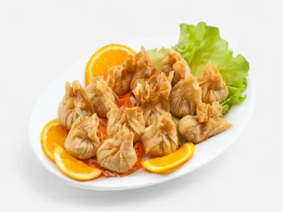 6. Praetud sealihaga wontonid